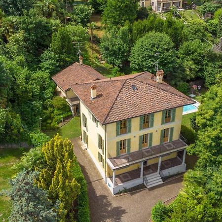 L'Ortensia Della Villa Isabella, Camera Con Vista Lago, Balcone Sul Parco E Bagno Esclusivo All'Esterno Della Camera Stresa Kültér fotó