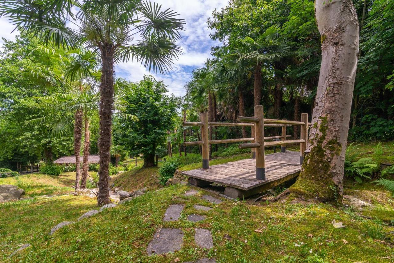 L'Ortensia Della Villa Isabella, Camera Con Vista Lago, Balcone Sul Parco E Bagno Esclusivo All'Esterno Della Camera Stresa Kültér fotó