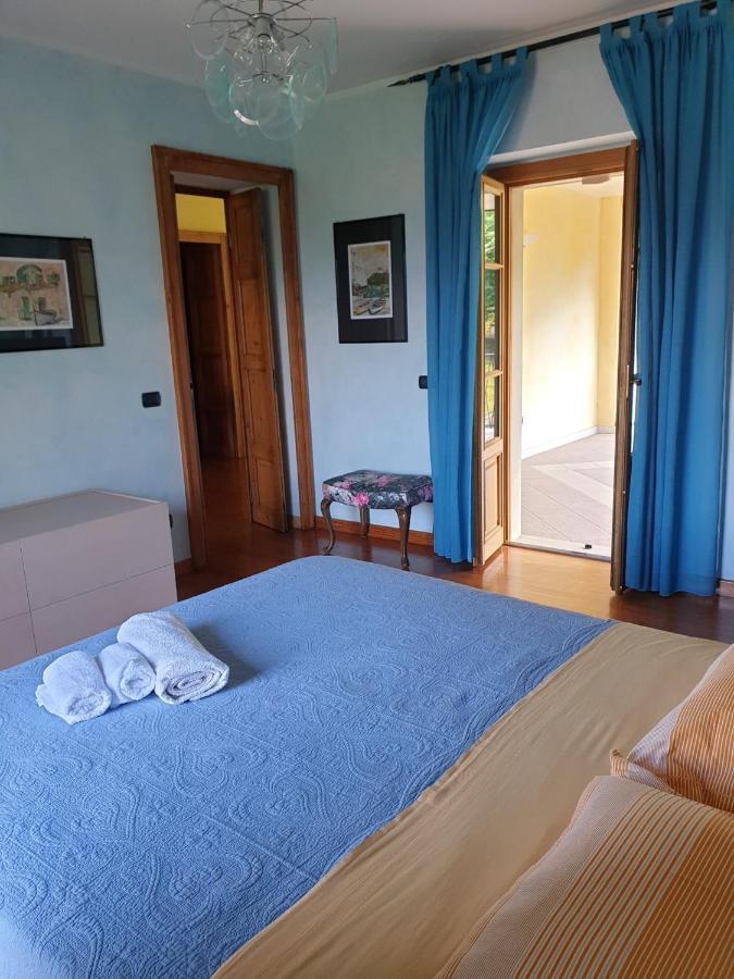 L'Ortensia Della Villa Isabella, Camera Con Vista Lago, Balcone Sul Parco E Bagno Esclusivo All'Esterno Della Camera Stresa Kültér fotó
