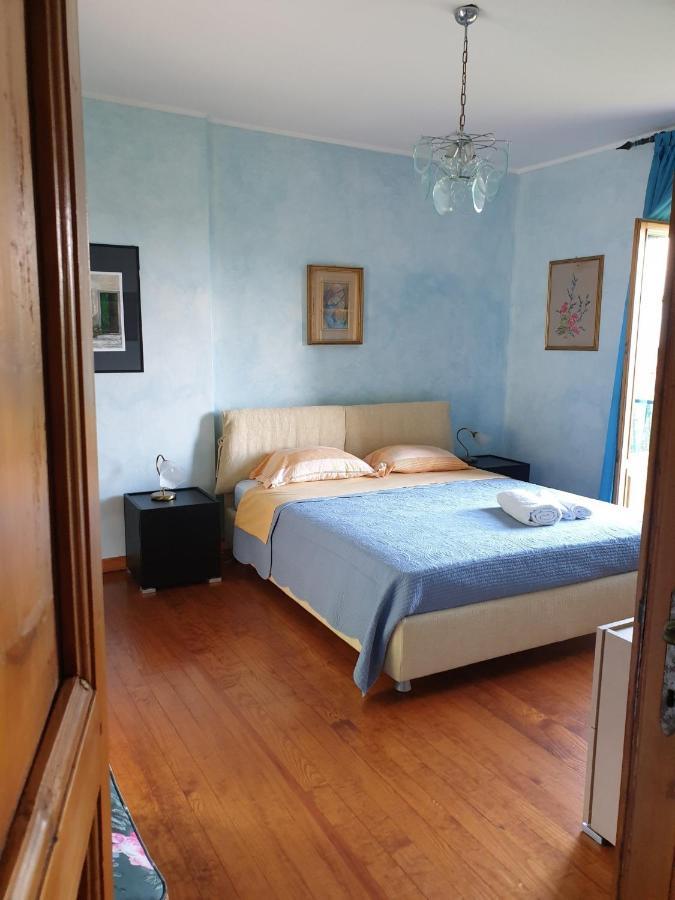 L'Ortensia Della Villa Isabella, Camera Con Vista Lago, Balcone Sul Parco E Bagno Esclusivo All'Esterno Della Camera Stresa Kültér fotó